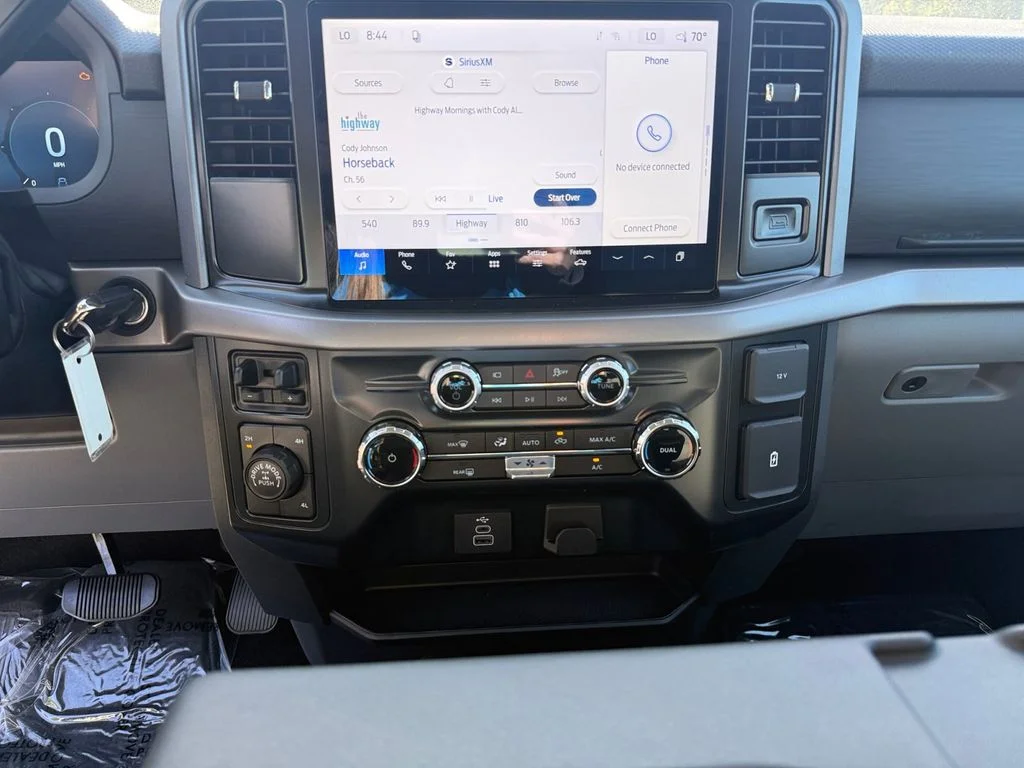 New 2026 White Ford XLT image 16