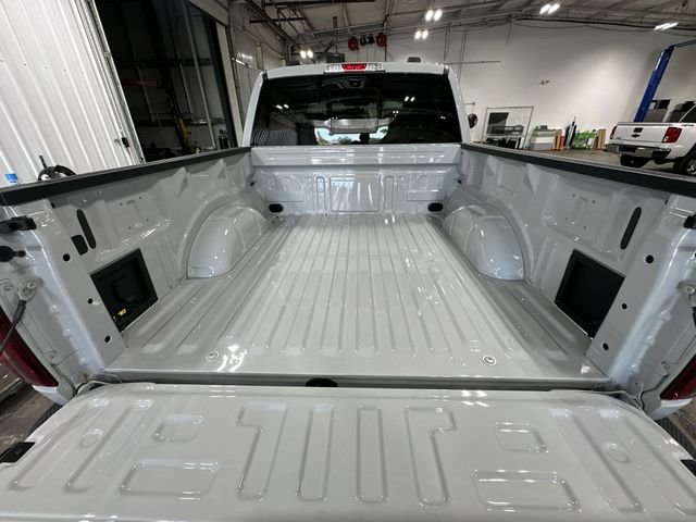 New 2026 Avalanche Ford XLT image 26