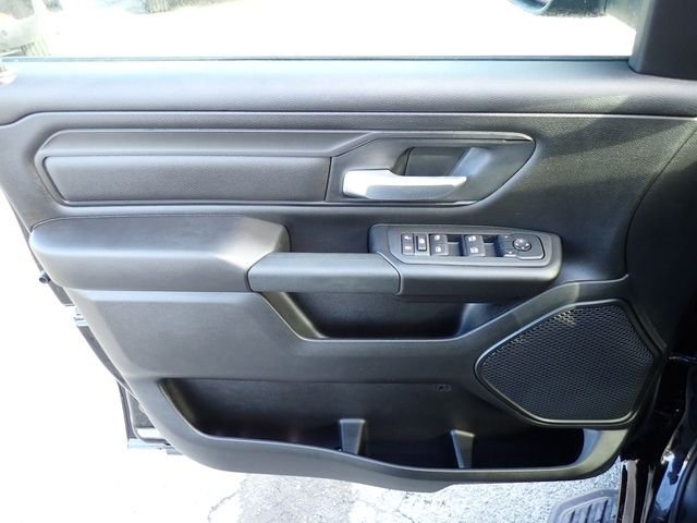 New 2026 Diamond Black Crystal Pearl-Coat Exterior Paint RAM Express image 17