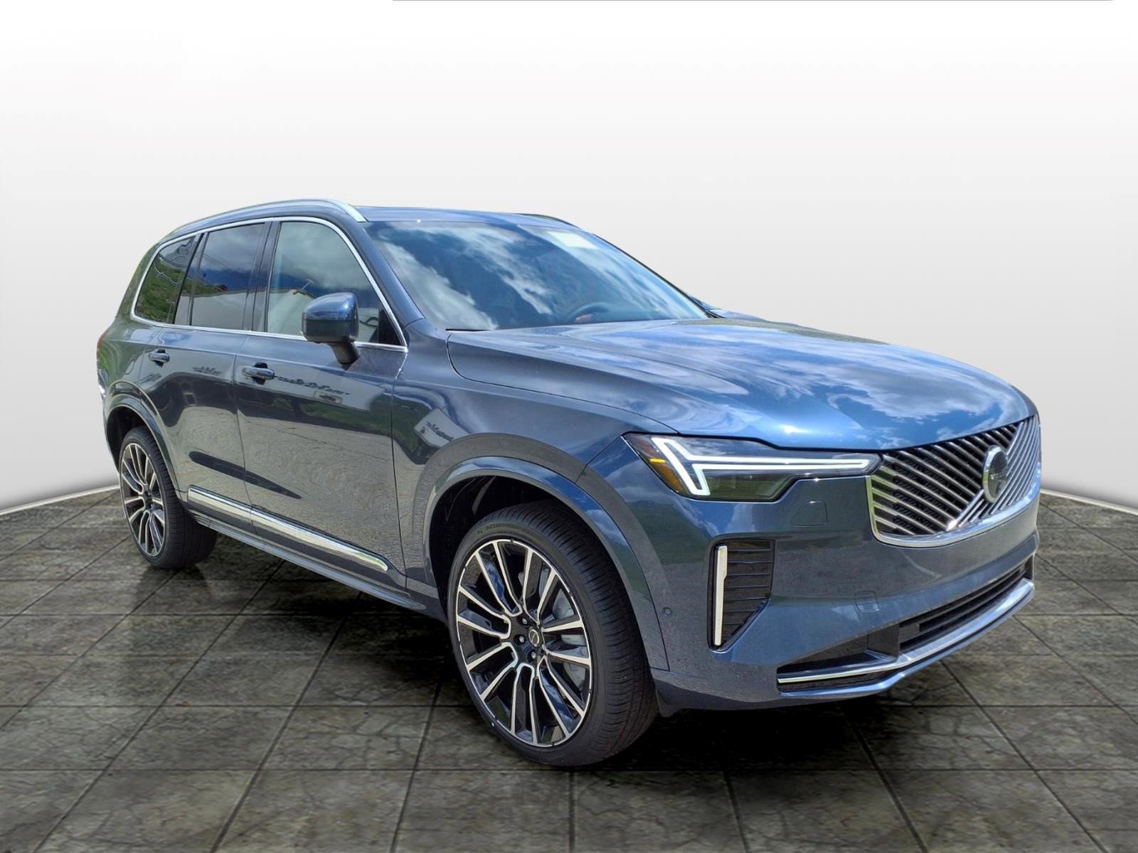 2026 Volvo XC90 B6 Plus Bright 7-Seater 4WD's photo