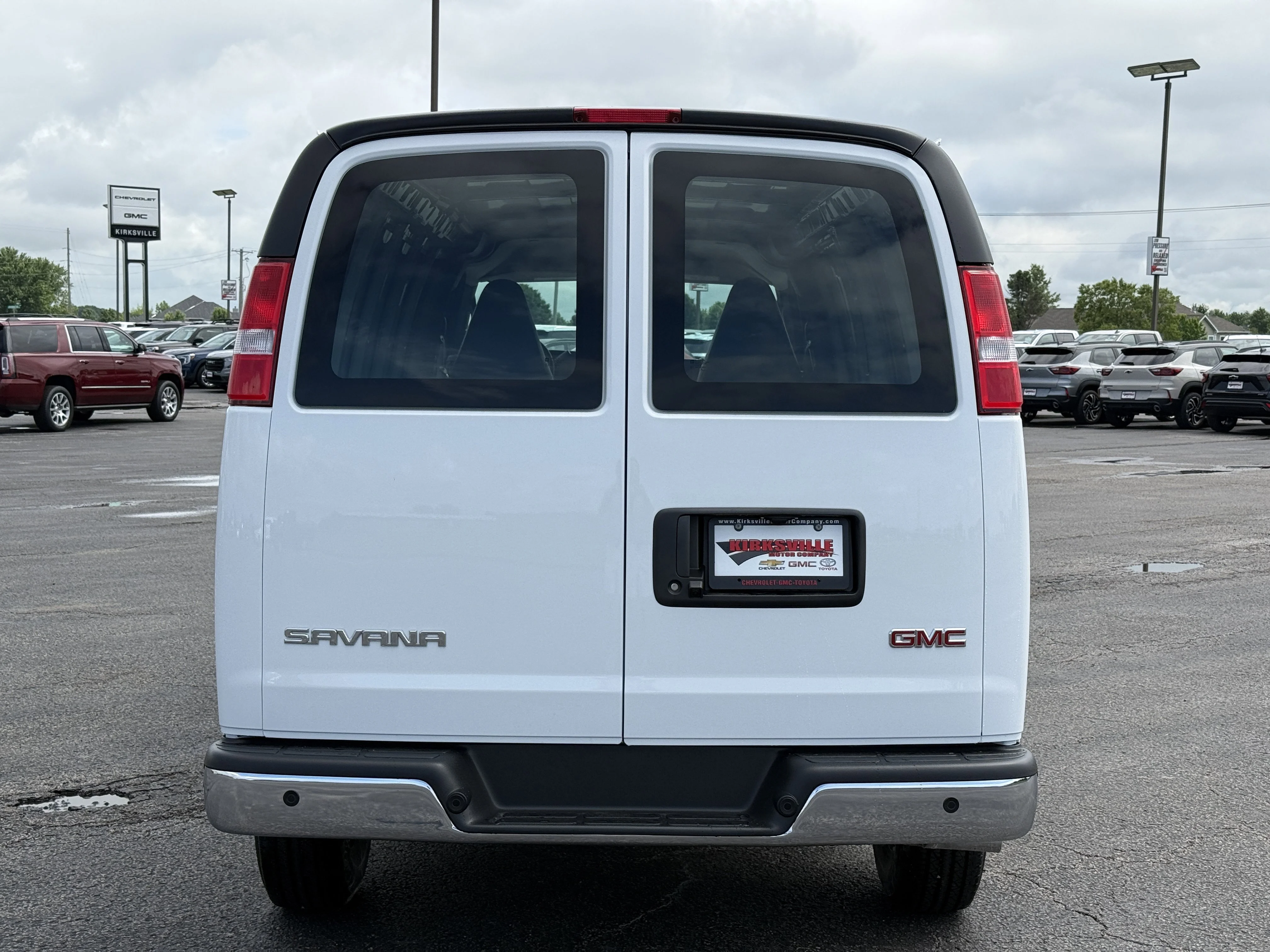 2026 GMC Savana Cargo Work Van - Photo 6