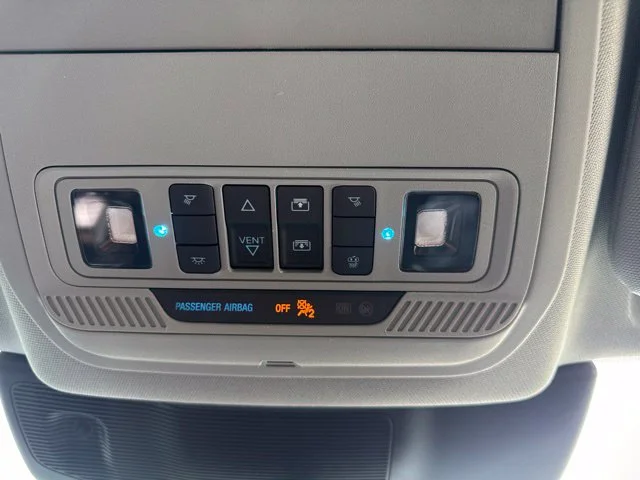 Used 2023 White Ford Limited image 20