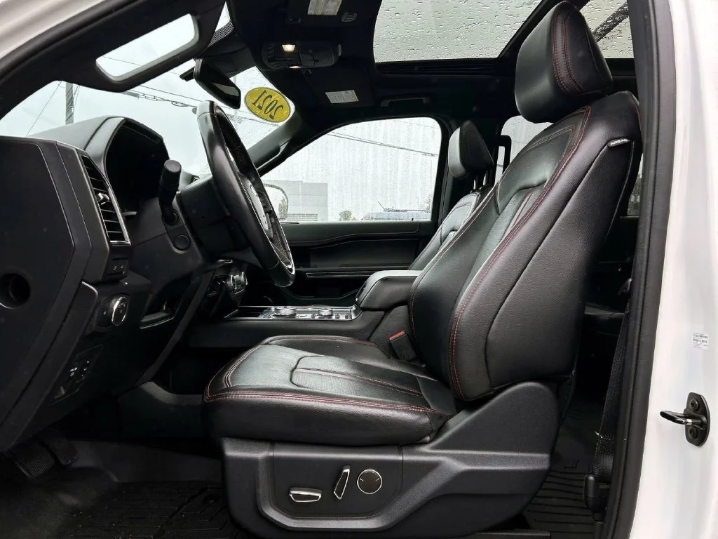 Used 2021 White Metallic Ford Limited image 17