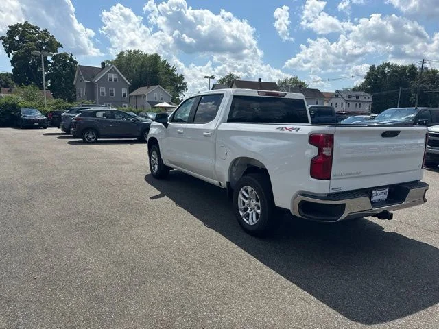 New 2026 White Chevrolet LT image 3