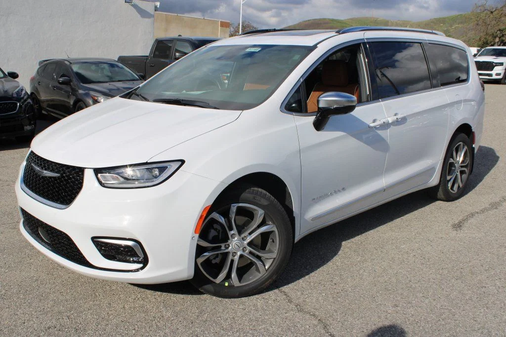 2026 Chrysler Pacifica
