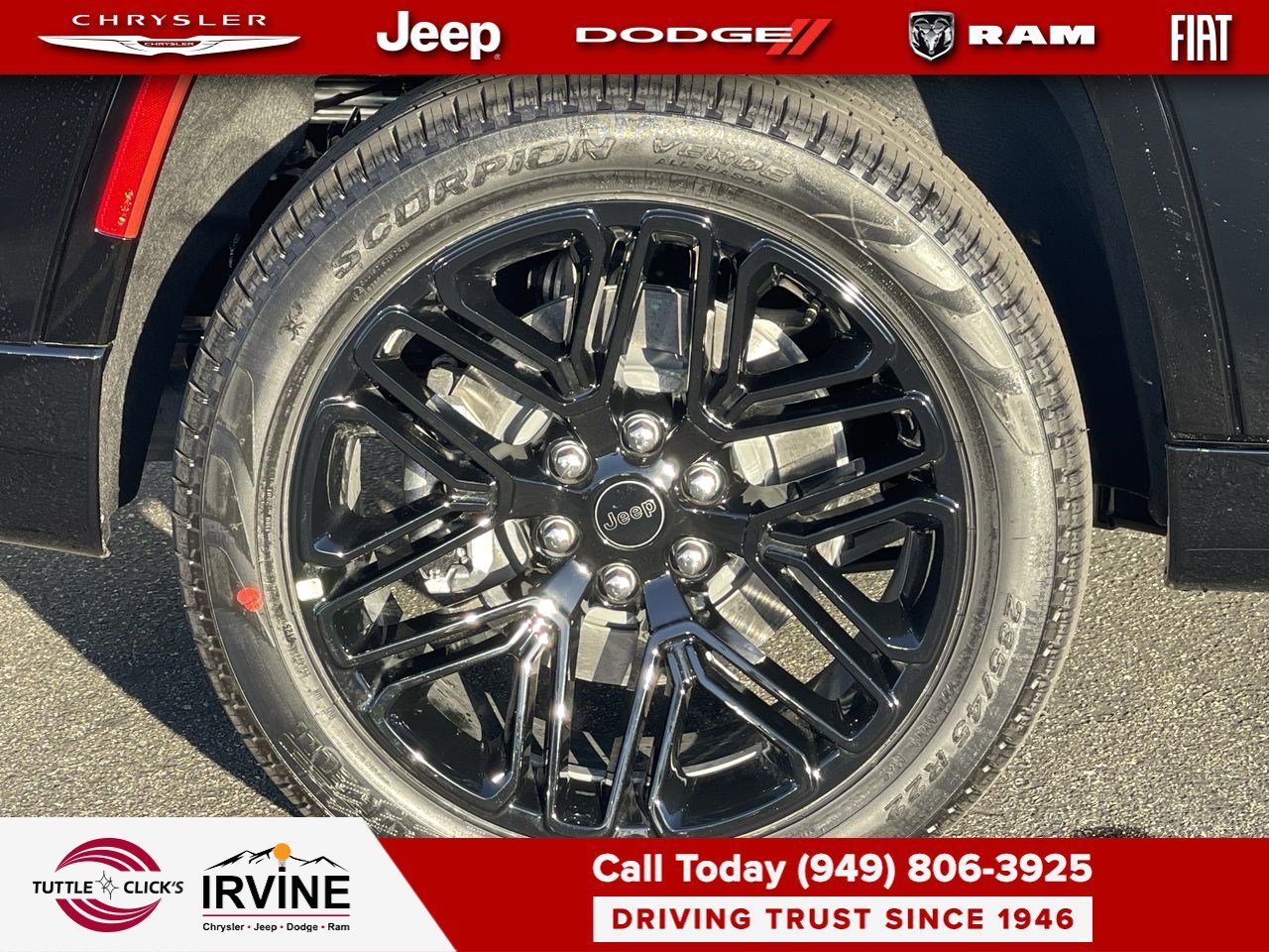 New 2026 High Gloss Black Exterior Paint Jeep Limited Reserve image 11