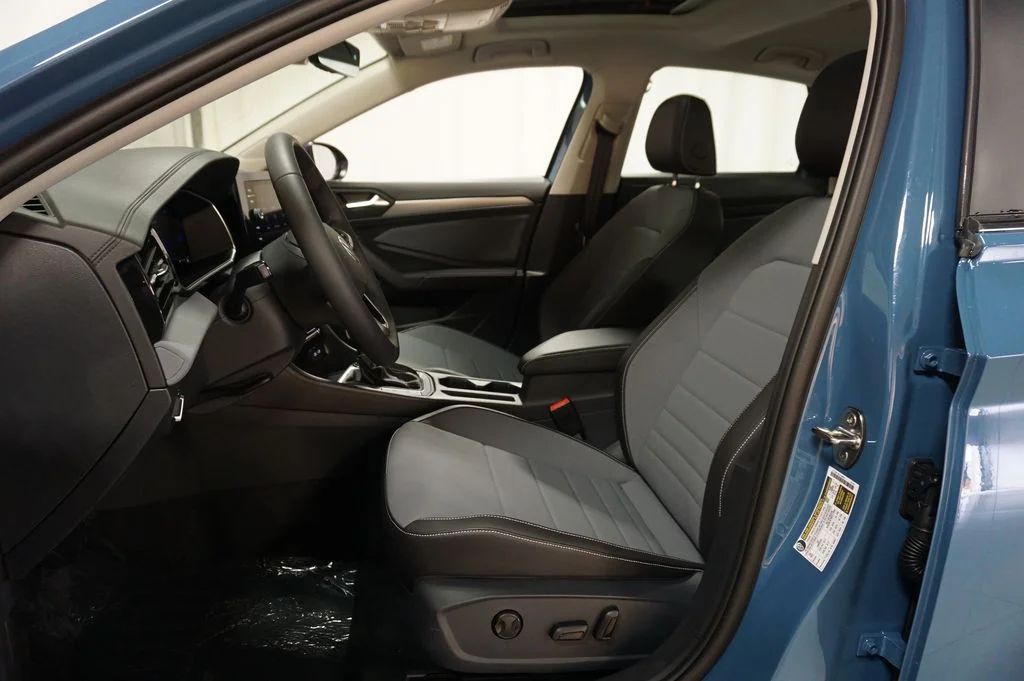 New 2026 Monterey Blue Pearl Volkswagen 1.5T SE image 10
