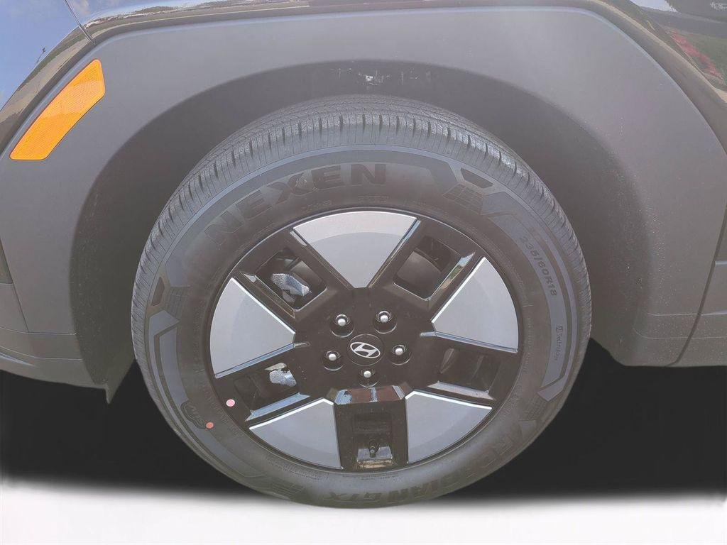 New 2026 Black Hyundai SEL image 11