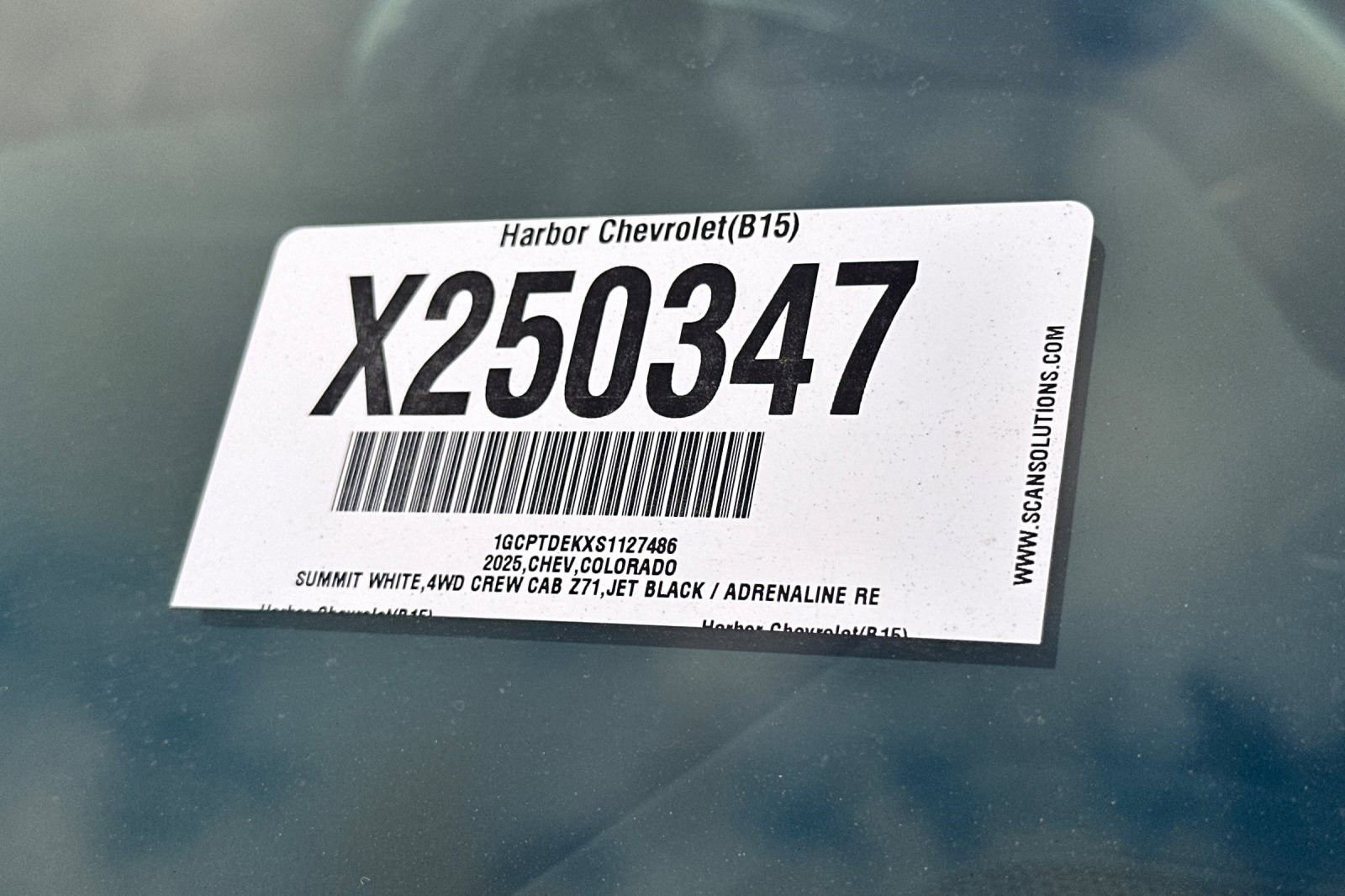 2025 Chevrolet Colorado Z71 - Photo 32