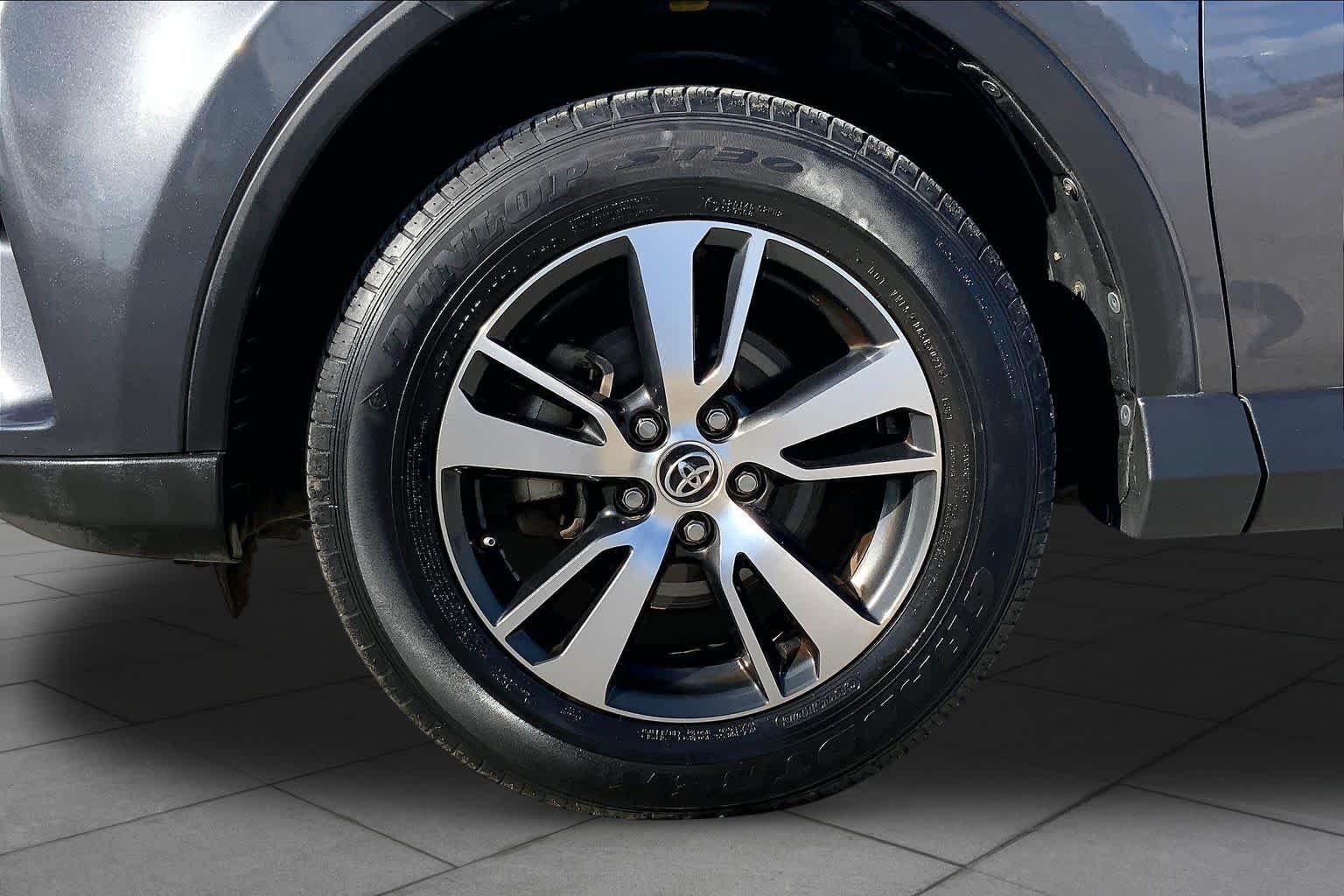 Used 2017 Magnetic Gray Metallic Toyota XLE image 11