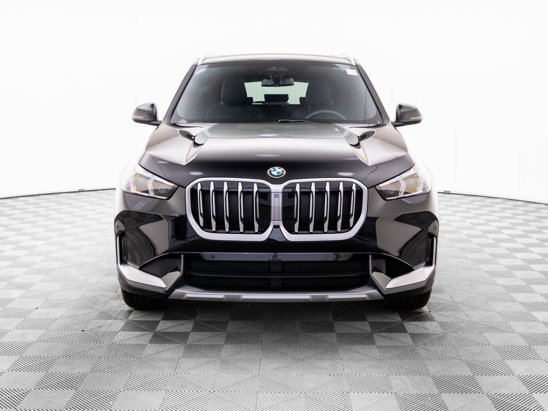 New 2026 Jet Black BMW xDrive28i image 9