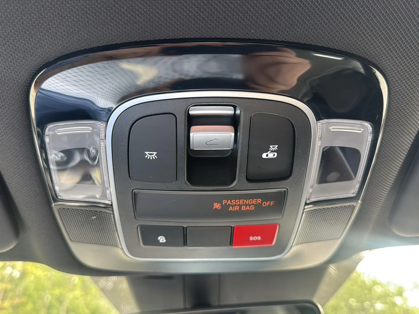 Used 2024 California Sand Hyundai Limited image 24