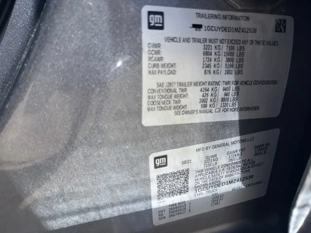 Used 2021 SATIN STEEL METALLIC Chevrolet LT image 17