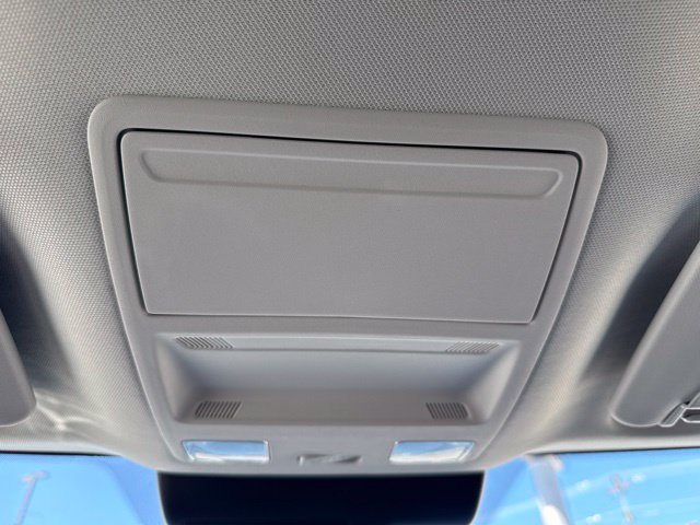 New 2026 Carbonized Gray Metallic Ford XLT image 25