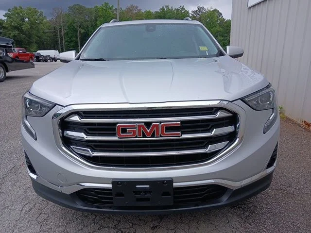 Used 2020 Silver GMC SLT image 8