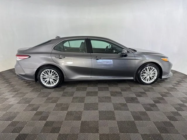 Used 2020 Gray Toyota XLE image 6