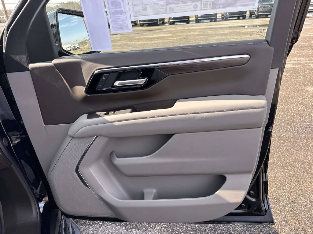 2026 Chevrolet Tahoe LS - Photo 32