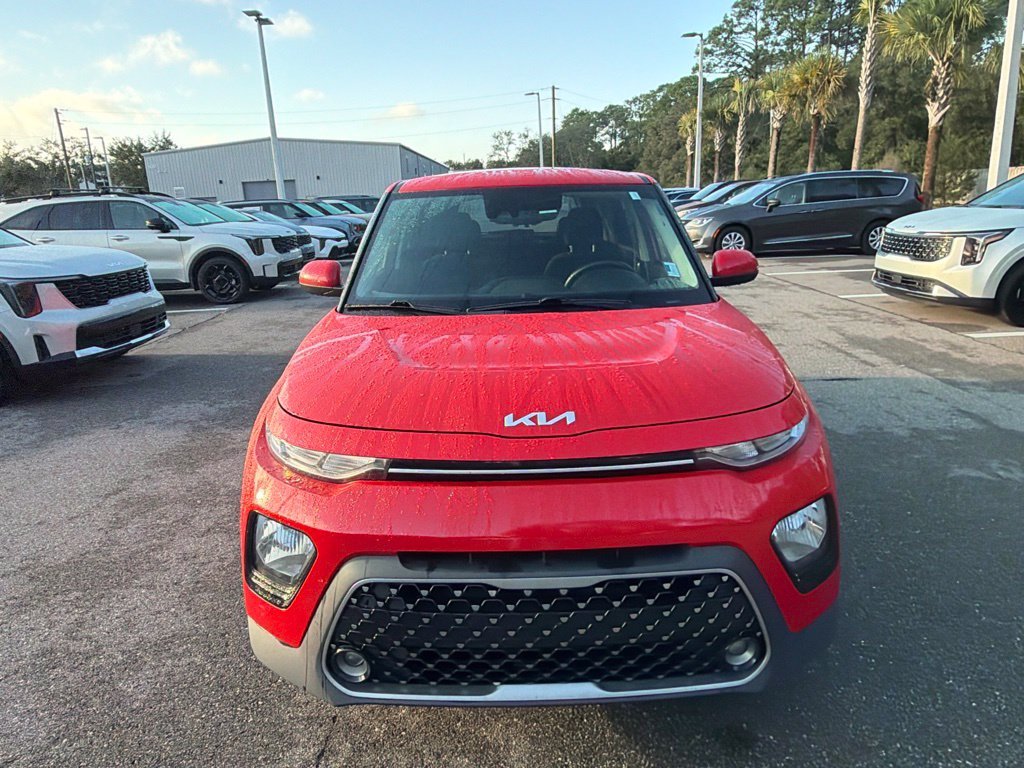 Used 2022 Inferno Red Kia EX image 2