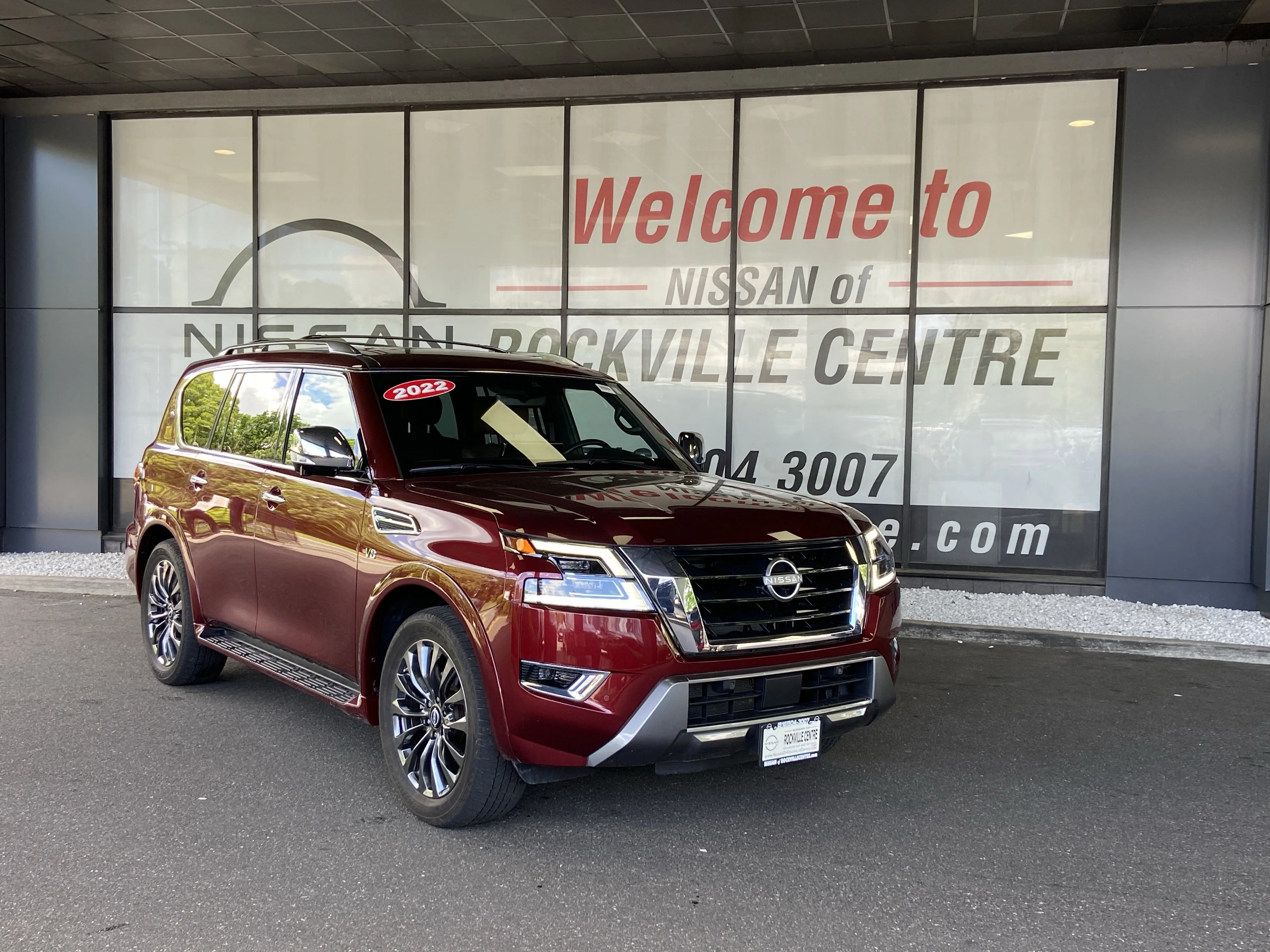 2022 Nissan Armada Platinum 4X4's photo