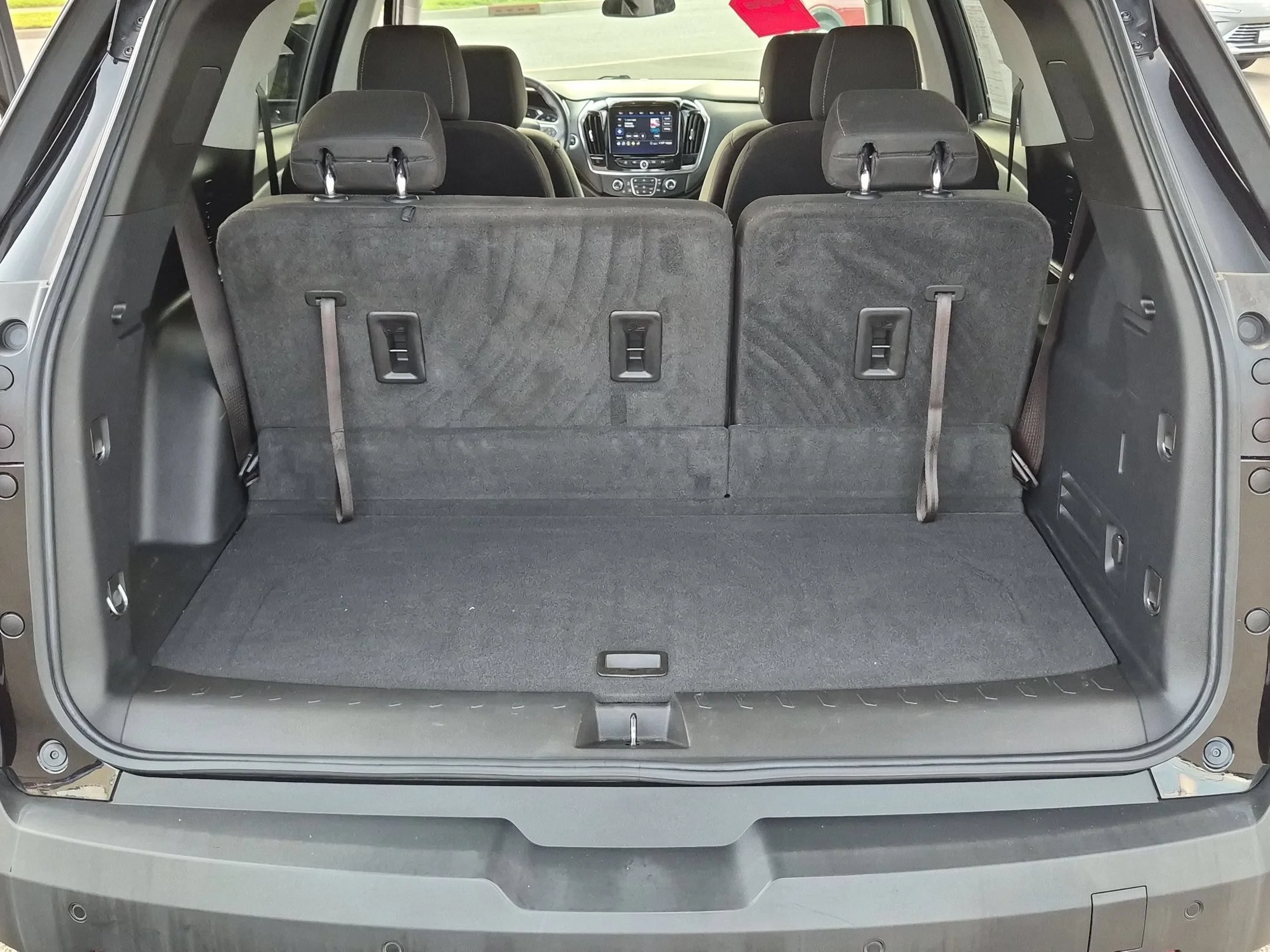 Used 2021 Mosaic Black Metallic Chevrolet LT Cloth image 24