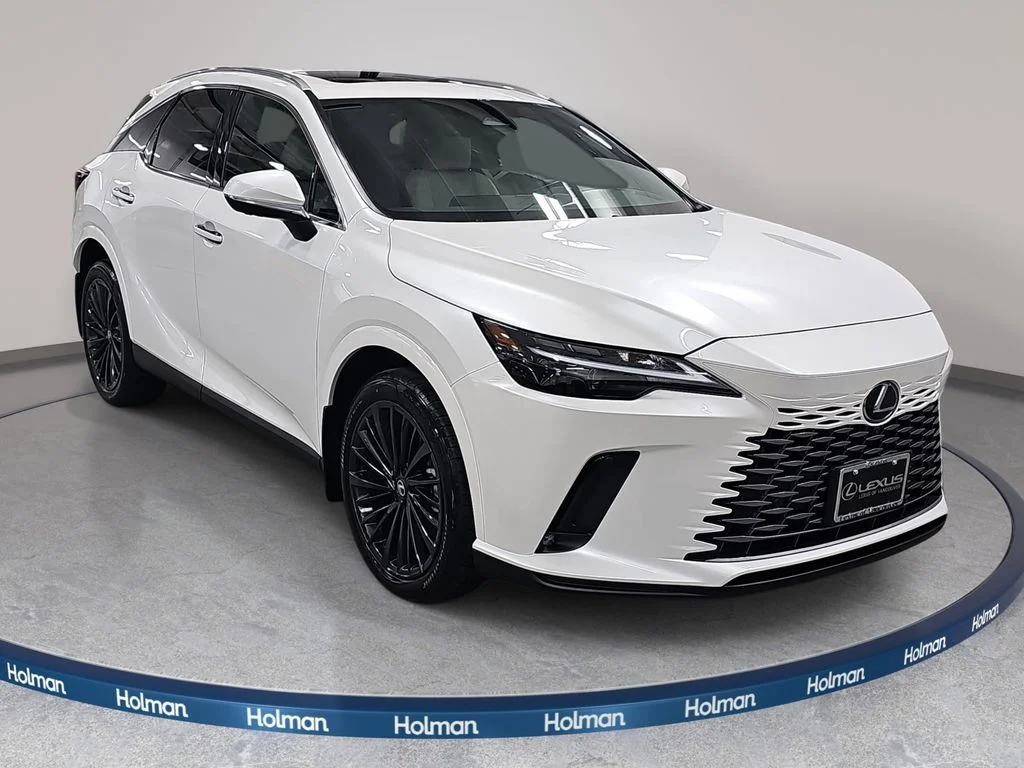 New 2026 Eminent White Pearl Lexus PREMIUM image 3