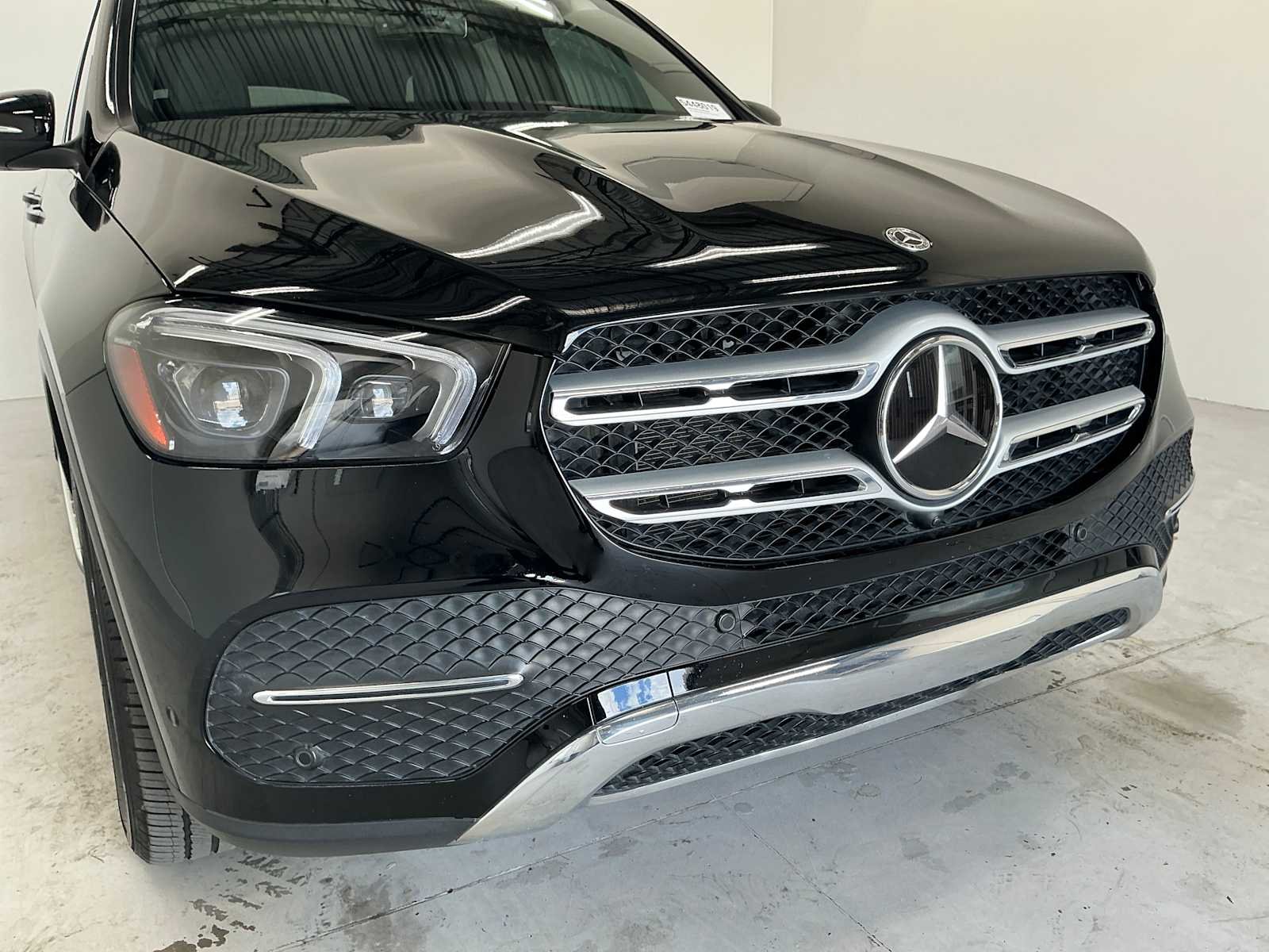Certified Used 2022 Black Mercedes-Benz GLE 450 image 5