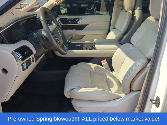 Used 2020 White Lincoln Reserve image 24