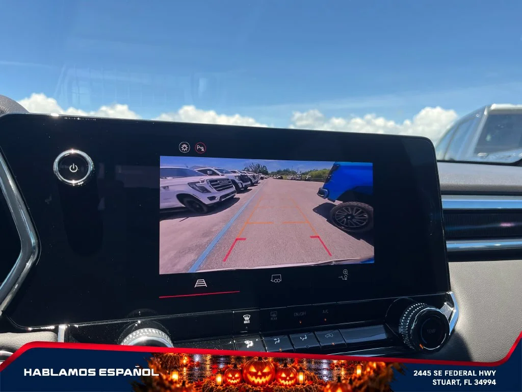 New 2026 Summit White GMC Elevation image 31