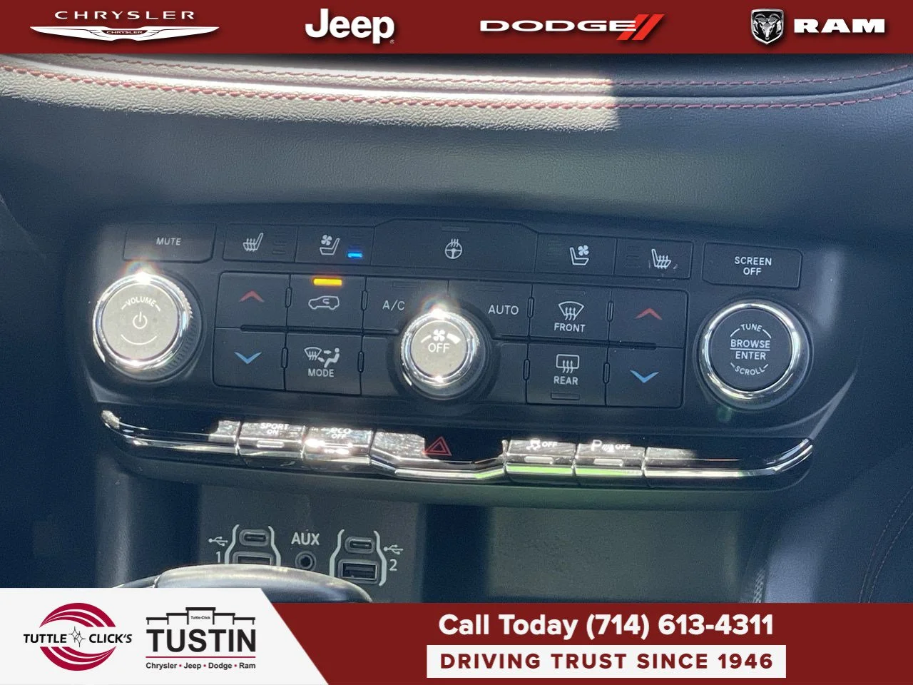 Used 2023 DB Black Clearcoat Dodge R/T Plus image 16