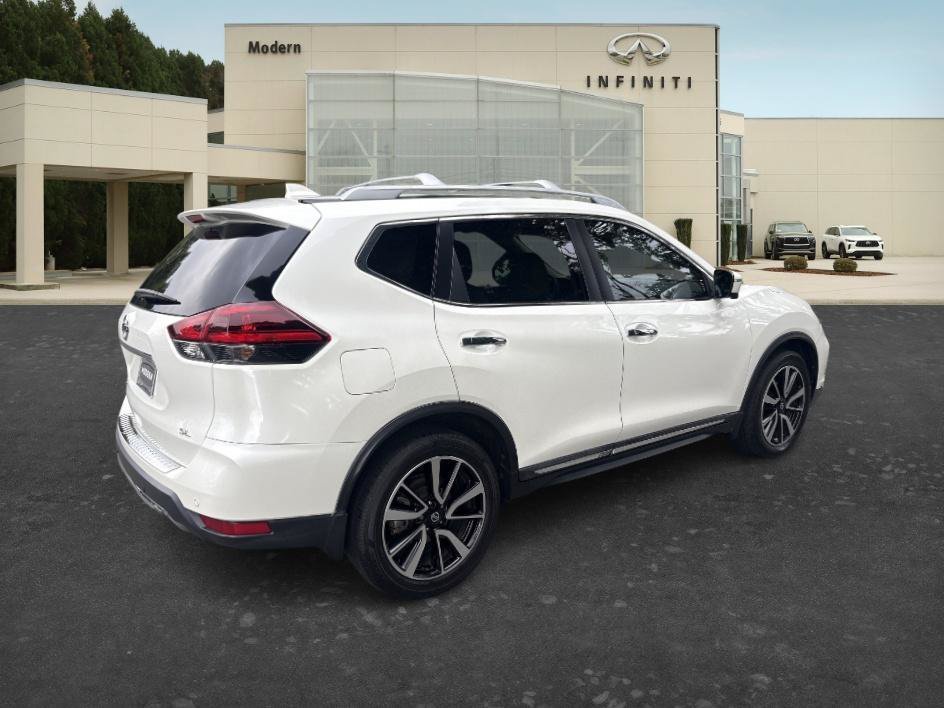 Used 2020 Pearl White Tricoat Nissan SL image 5