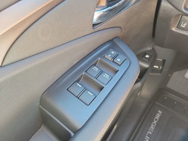 New 2026 Sonic Gray Pearl Honda RTL image 27