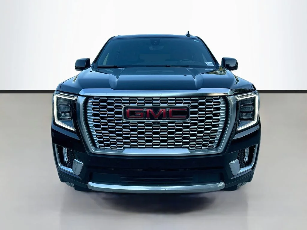 Used 2021 Black GMC Denali image 2
