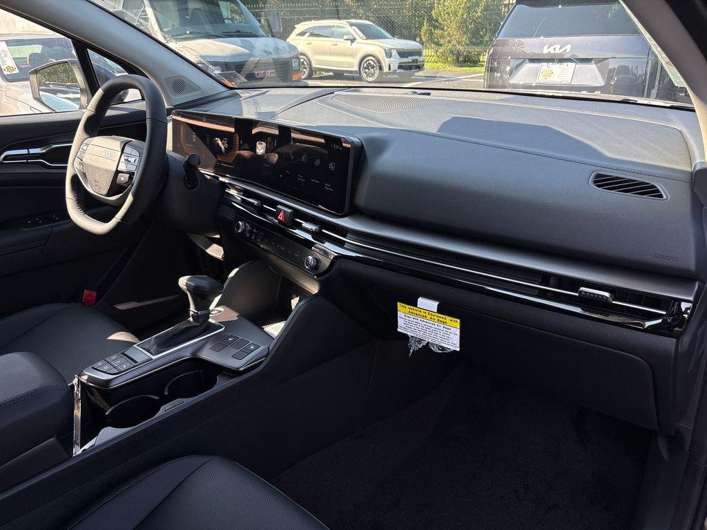 New 2026 Gravity Gray Kia EX image 30