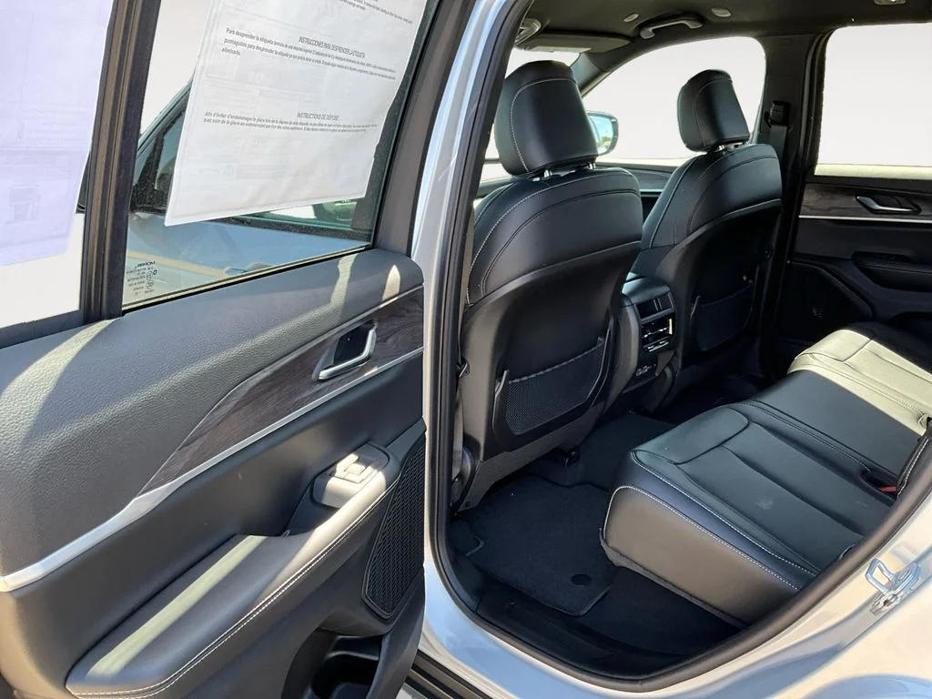 2025 Jeep Grand Cherokee Limited - Photo 11