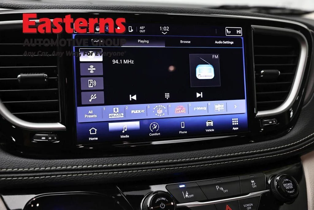 Certified Used 2023 Blue Chrysler Touring L image 21
