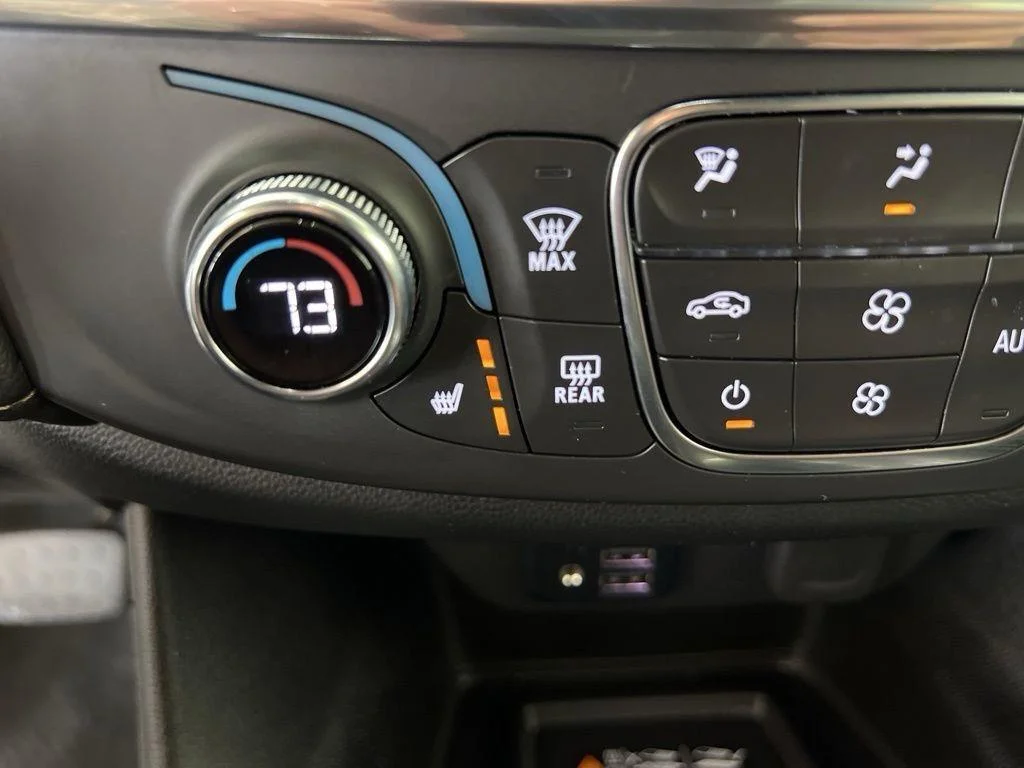 Used 2023 Northsky Blue Metallic Chevrolet LT Leather image 25