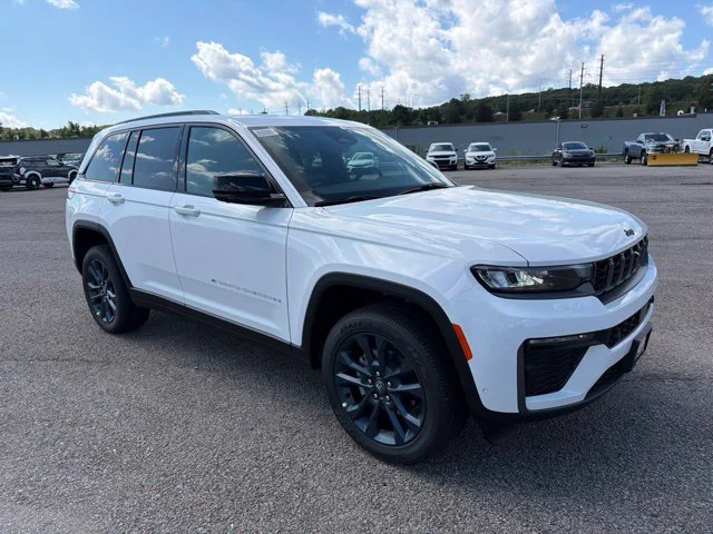 New 2026 White Jeep  image 1