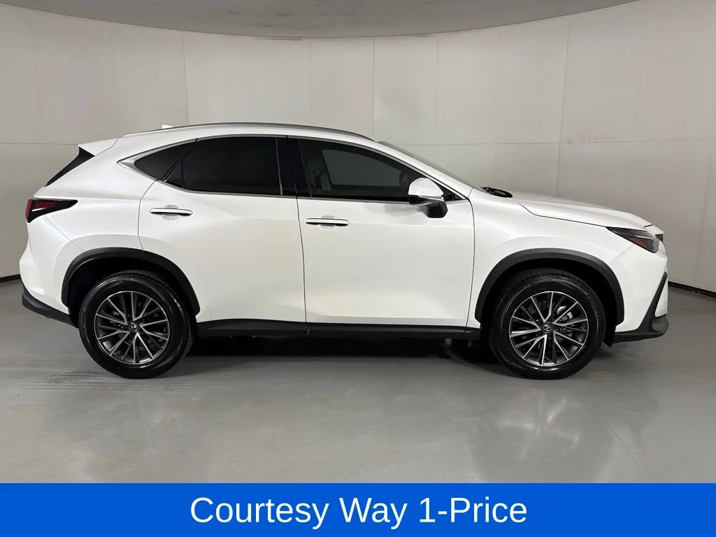 Used 2024 White Lexus 350 Premium image 12