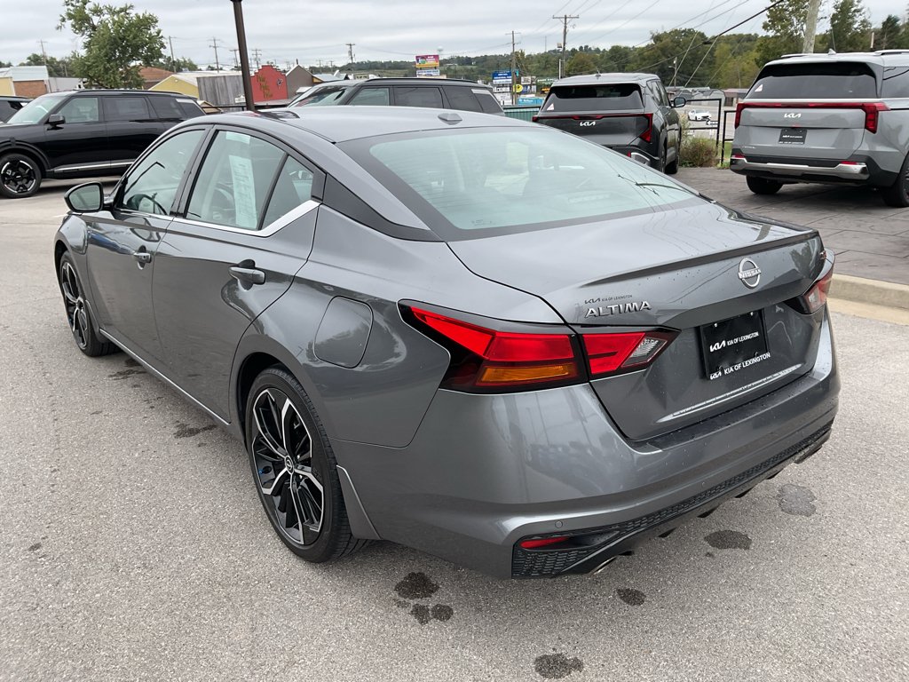 Used 2024 Gun Metallic Nissan 2.5 SR image 8