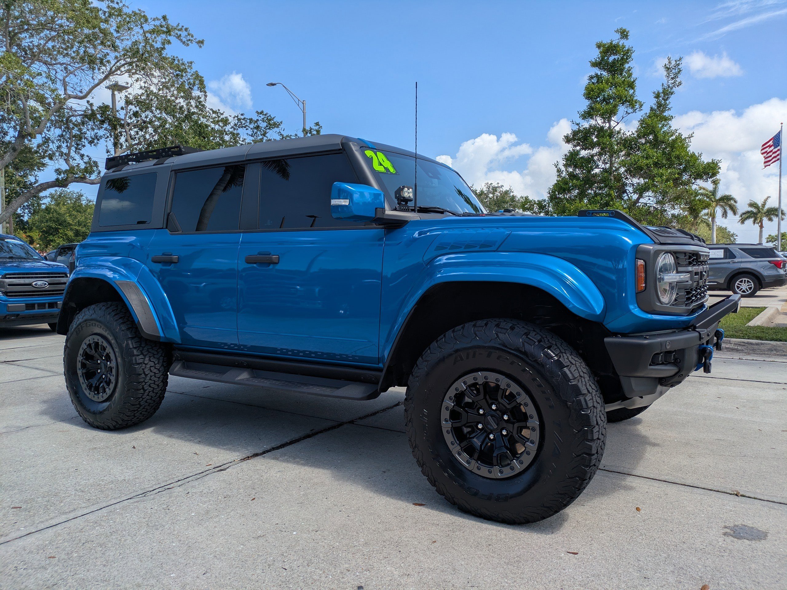 2024 Ford Bronco Raptor 4x4's photo