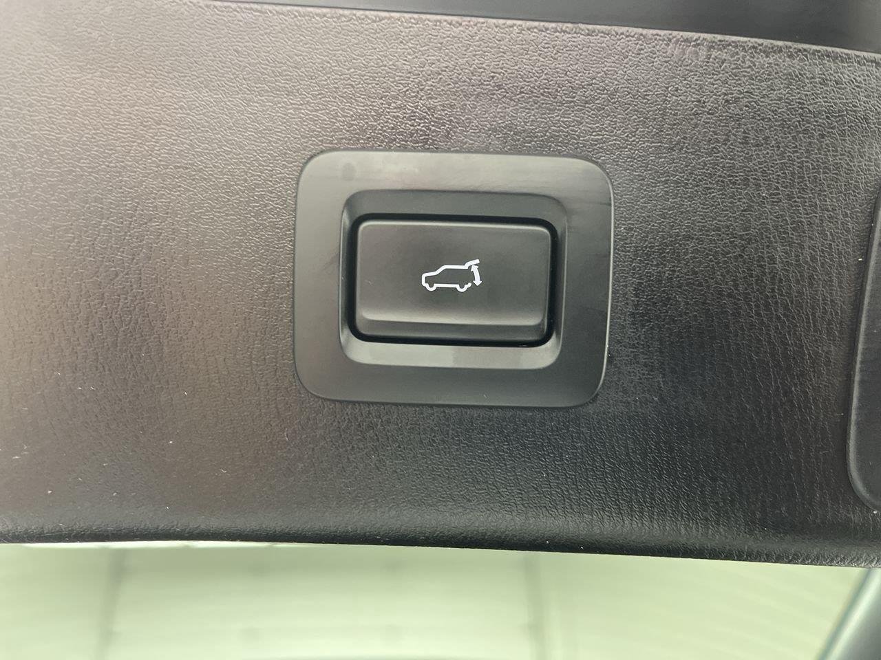 Used 2025 Jet Black Mica Mazda 2.5 S Carbon Edition image 31