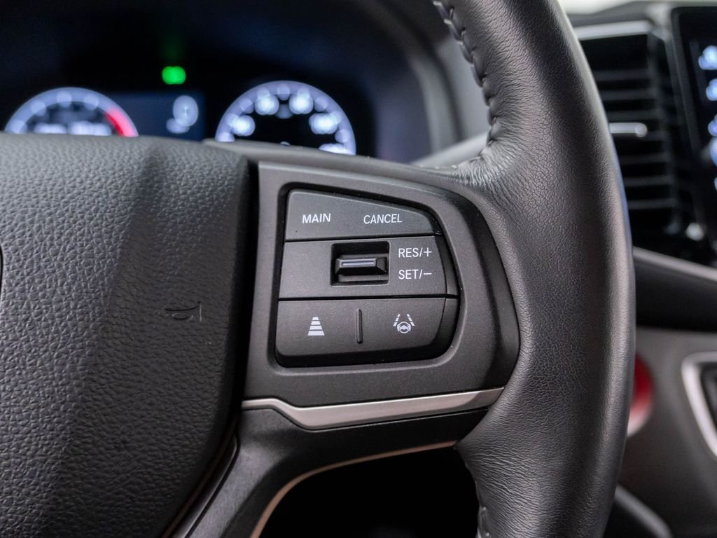 Certified Used 2025 Sonic Gray Pearl Honda AWD SPORT image 28