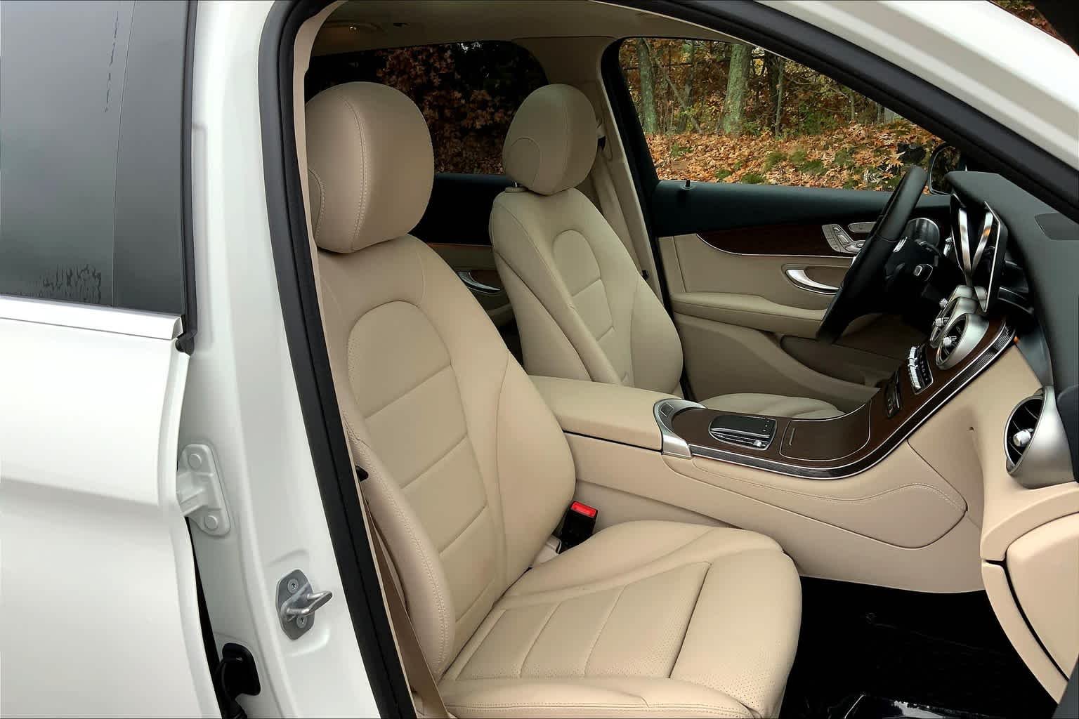 Used 2020 Polar White Mercedes-Benz GLC 300 image 8