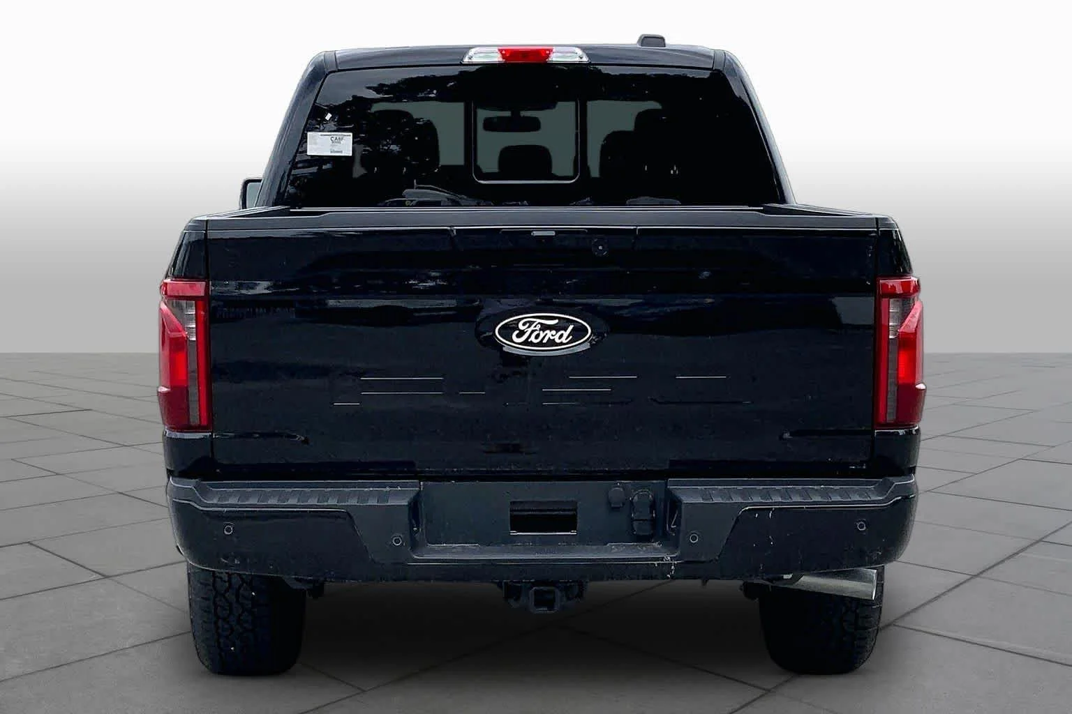 New 2026 Agate Black Metallic Ford XLT image 4