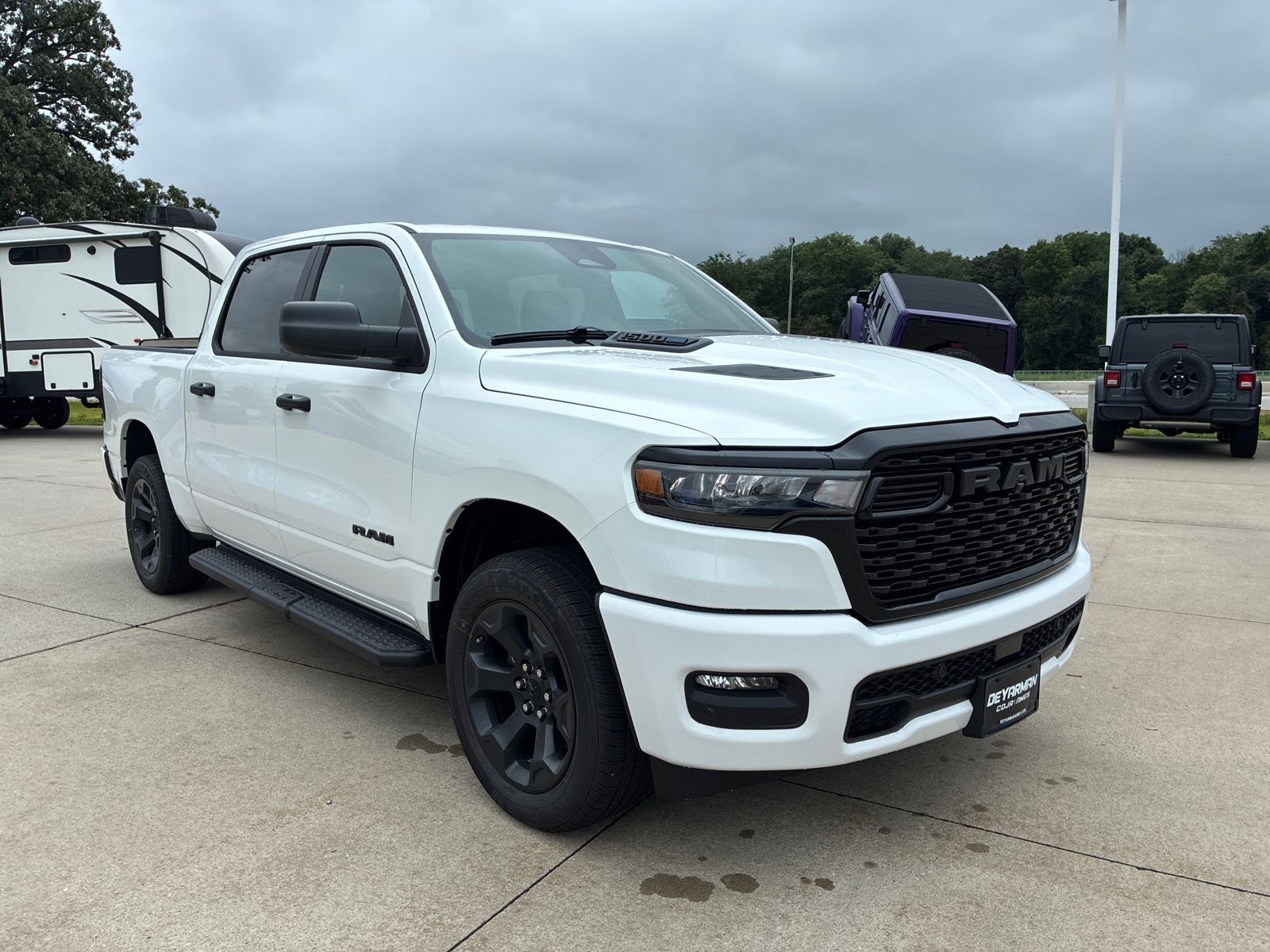 New 2026 Bright White Clear-Coat Exterior Paint RAM Express image 2
