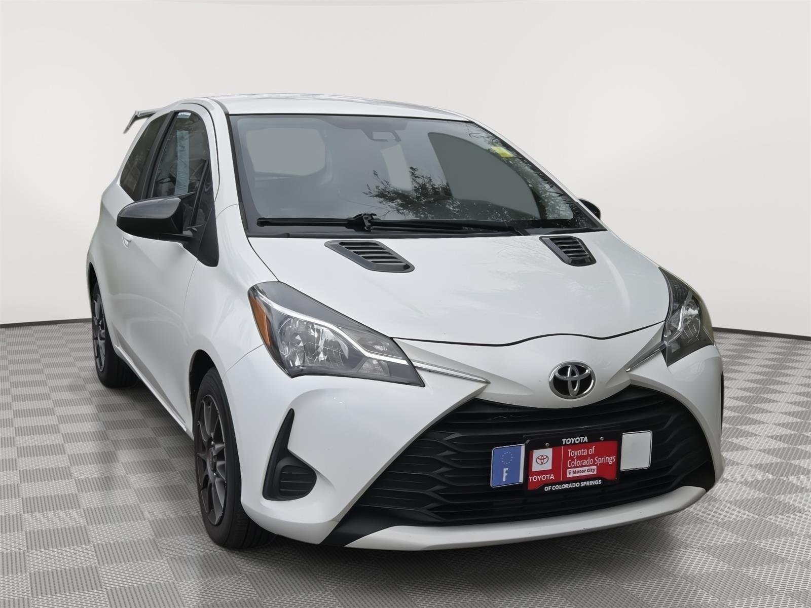 2018 Toyota Yaris L 3-Door Liftback AT's photo