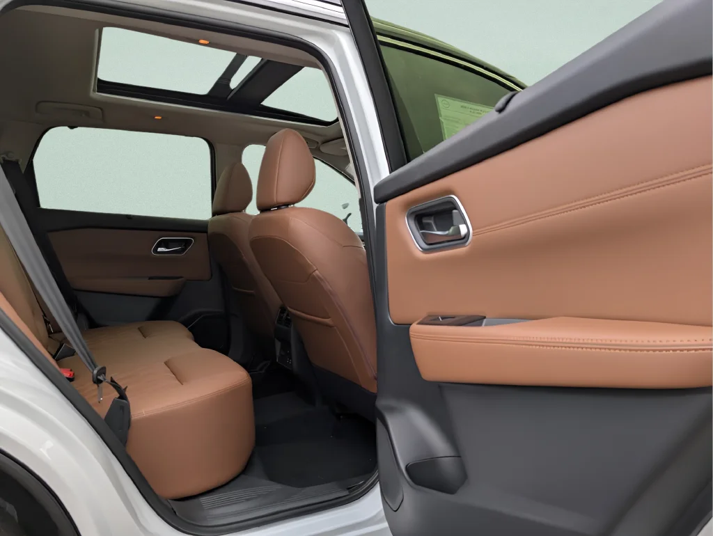 New 2026 White Nissan Platinum image 24