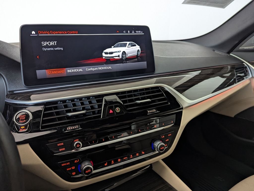 2023 BMW 5 Series 530i - Photo 7