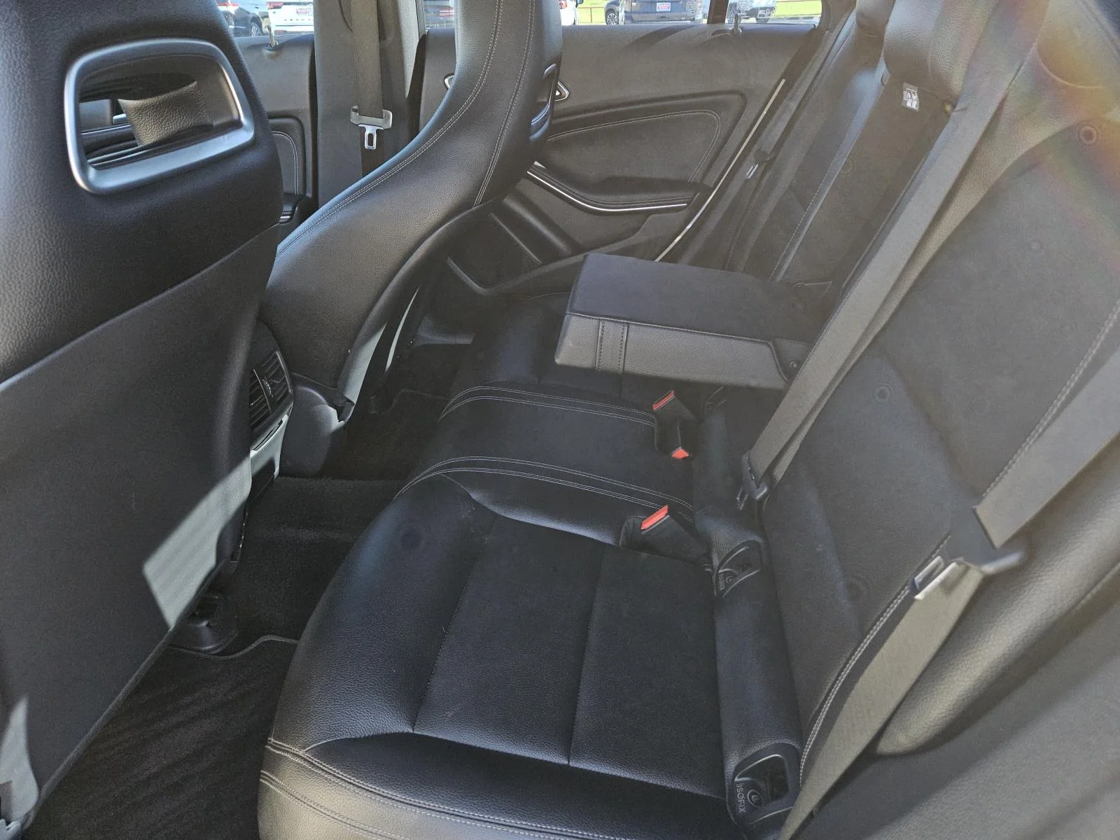 Used 2016 Cirrus White Mercedes-Benz CLA250 Coupe image 25