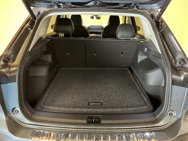 New 2026 Gray Volkswagen 2.0T SE image 5